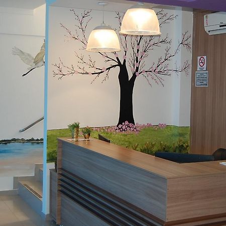 Aeroporto Plaza Hotel 캄푸그란지 외부 사진